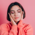 Clinical visualization of the upper palpebral fold and philtral column for Surgical Blepharoplasty and Lip Lift in Dubai.